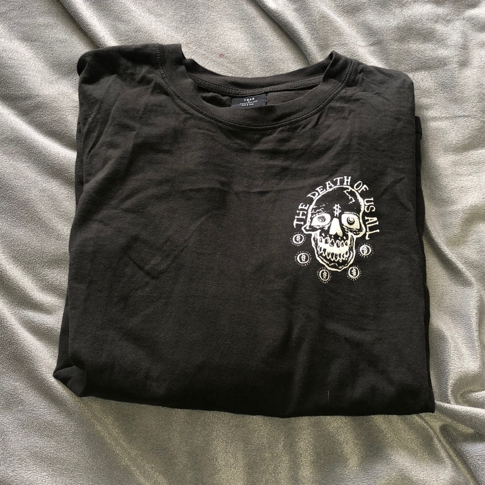 Tee
